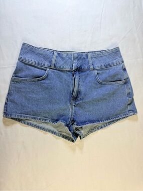 Fashion Nova Medium Blue Denim Shorts